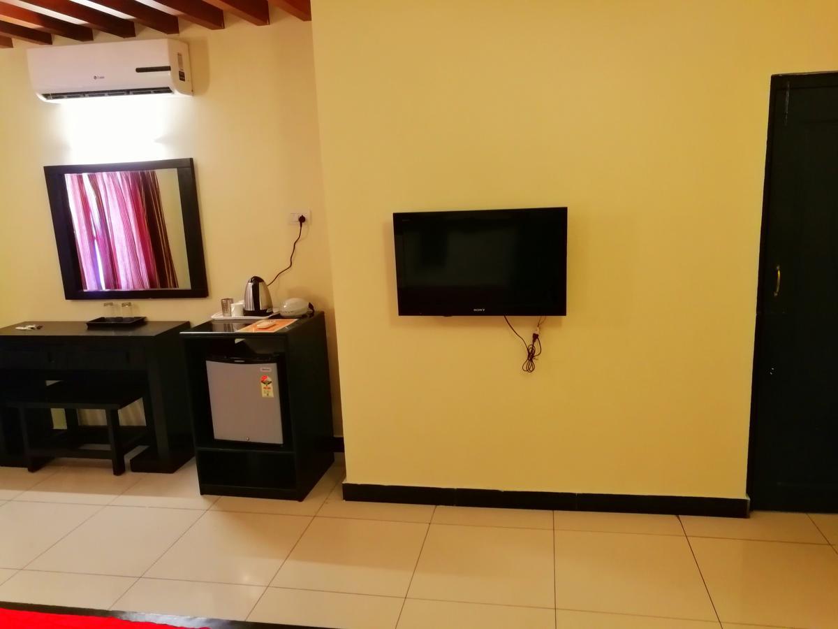 Seagate Church View Resorts Velankanni Exterior foto